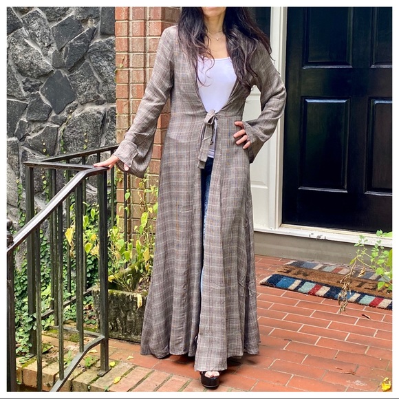 ✨LAST ONE✨Absolutely gorgeous longline checkered - Picture 8 of 13